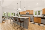 Gorgeous fully equipped eat in kitchen!