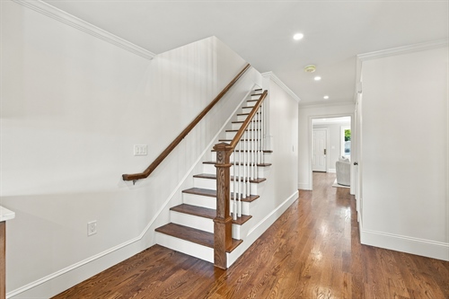 011-158 Hersey St-11