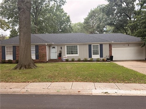 8248 Reeds Rd,  Prairie Village, KS 66208