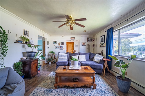 Living room 3