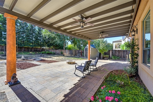 4095 Kingsbarns Drive Roseville CA 95747 backyard patio from opp slider gr100