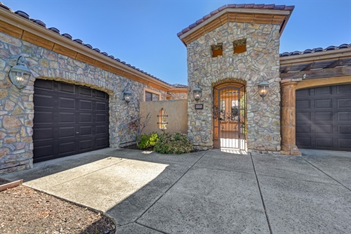 4095 Kingsbarns Drive Roseville CA 95747 both garages and gate gr18