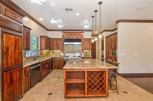 4095 Kingsbarns Drive Roseville CA 95747 kitchen straight on from wine storage gr48