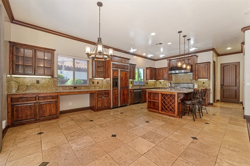 4095 Kingsbarns Drive Roseville CA 95747 nook and kitchen gr44