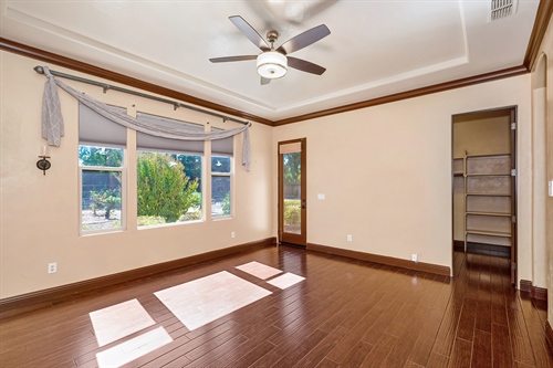 4095 Kingsbarns Drive Roseville CA 95747 primary bed facing windows gr84