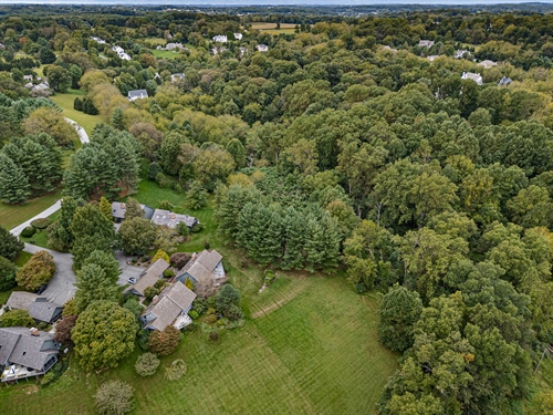 Aerial of 45 Clifton Drive