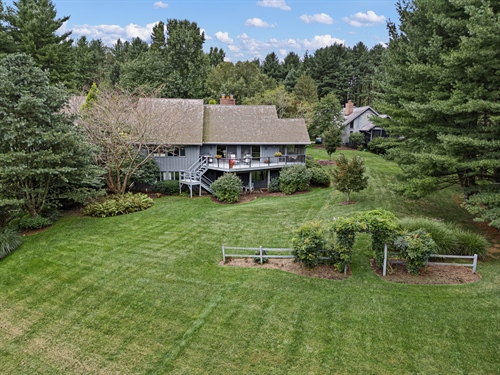 Aerial of 45 Clifton Drive