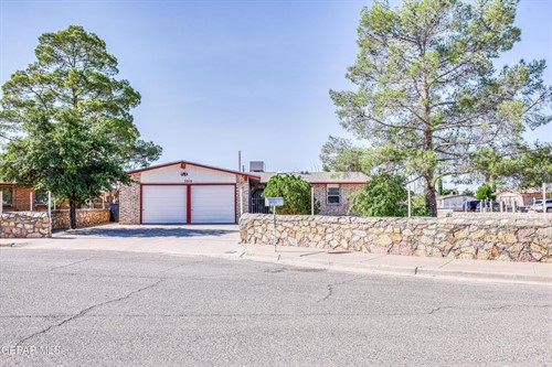 3310 E Glen Dr,  El Paso, TX 79936