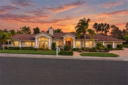 492 Old Via Rancho Dr,  Escondido, CA 92029
