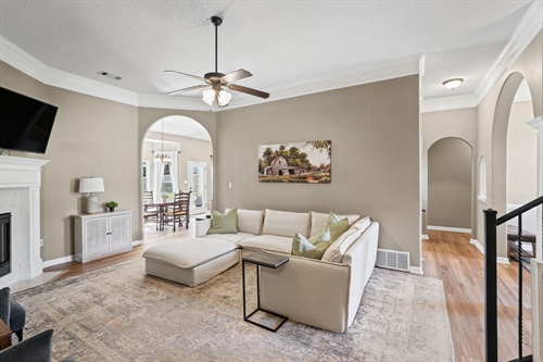 8-web-or-mls-6271 Skyler Rd-07