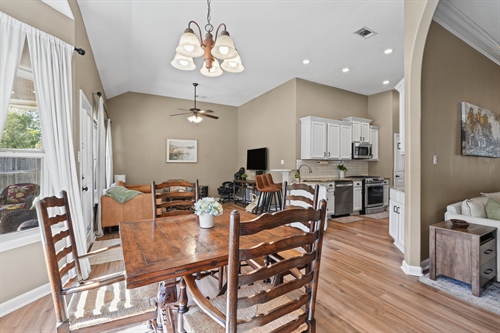 12-web-or-mls-6271 Skyler Rd-11