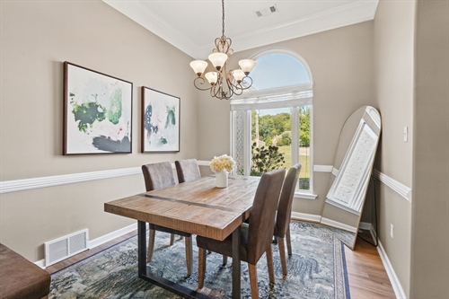 11-web-or-mls-6271 Skyler Rd-10