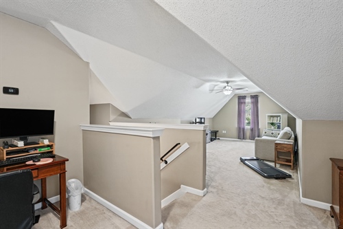 33-web-or-mls-6271 Skyler Rd-32