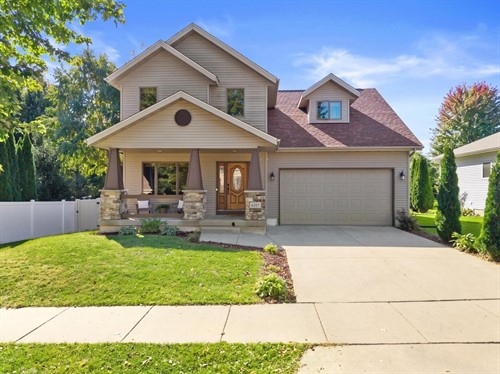 6317 Saturn Dr,  Madison, WI 53718