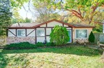 305 Brighton Lake Rd,  Brighton, MI 48116