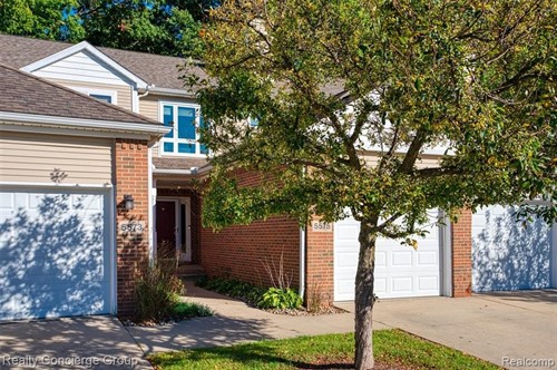 5575 Woodruff Shore Dr,  Brighton Township, MI 48116