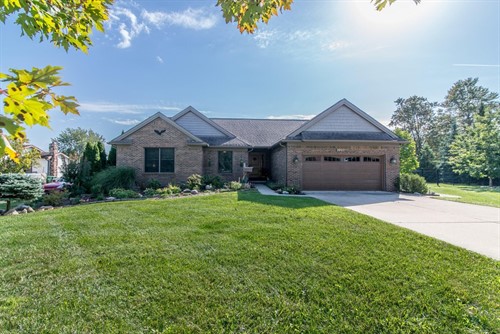 30211 Beechwood St,  Garden City, MI 48135