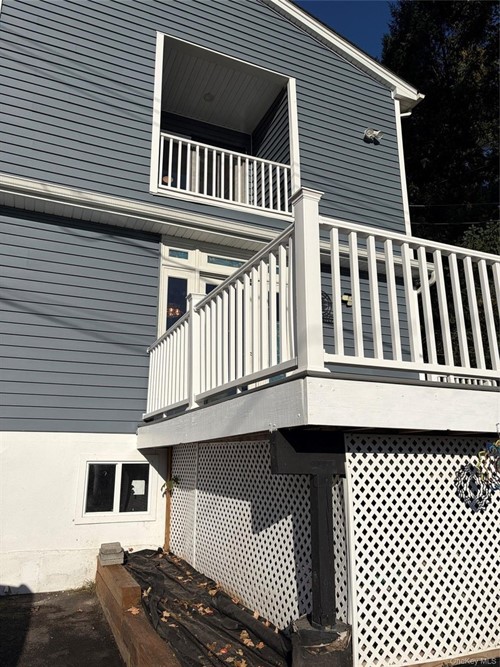 35 James St, Tomkins Cove, NY 10986