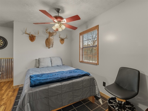 12.7.25 - 439 Spanoaks Dr-38