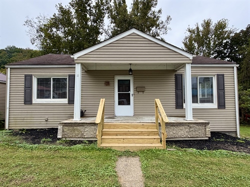 107 Fairview Drive ,  Hurricane, WV 25526