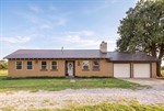 27253 N County Road 3200,  Wynnewood, OK 73098