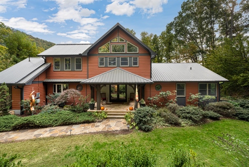 364 Lynn Cove Road,  Asheville, NC 28804
