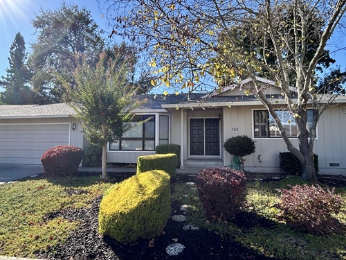 323 Twin Lakes Drive,  Santa Rosa, CA 95409