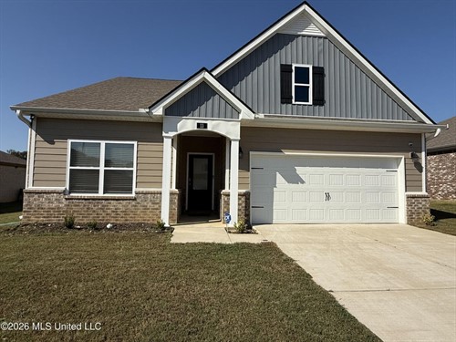 13 Banks Blvd, Byhalia, MS 38611