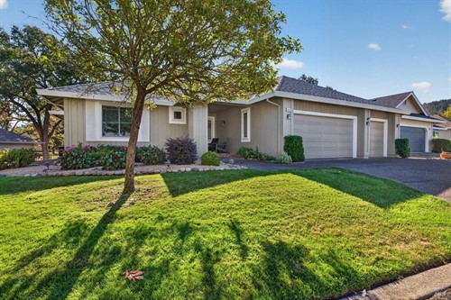 346 Singing Brook Cir,  Santa Rosa, CA 95409