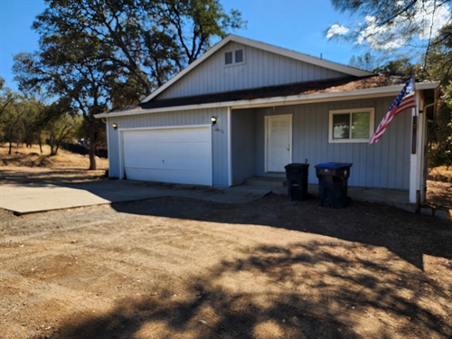 16111 40th Avenue,  Clearlake, CA 95422