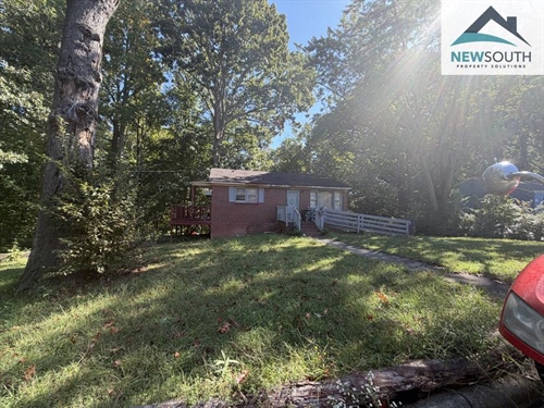 2503 Woodville St,  Winston Salem, NC 27107
