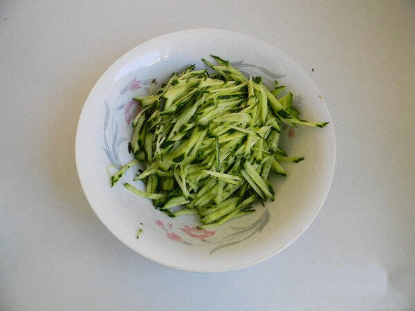 Cut the cucumber