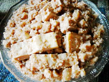 Put the tofu into a bowl and let rest for 15 minutes