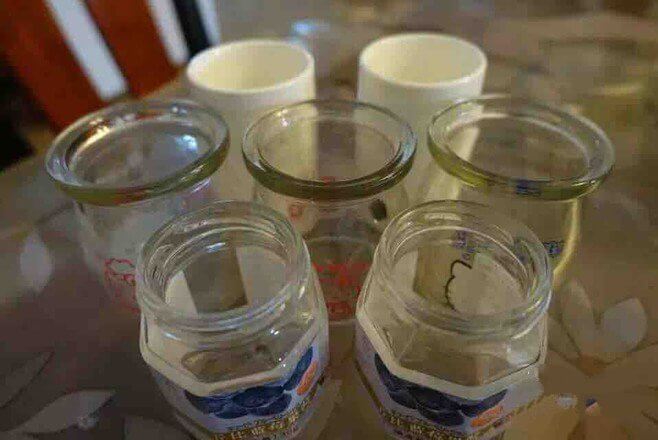 If you use a glass bottle, you can eat it directly in a bottle, beautiful and beautiful