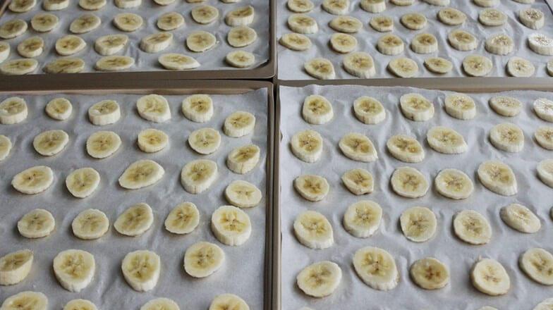 Place on a baking tray and line with greased paper