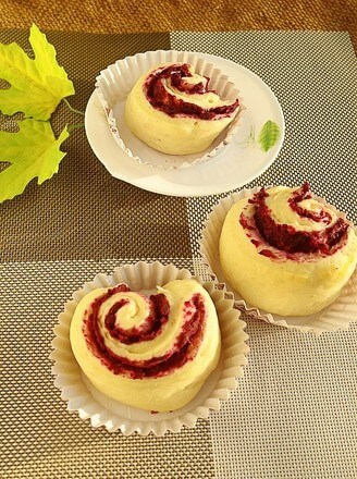 Fancy Roll Bread