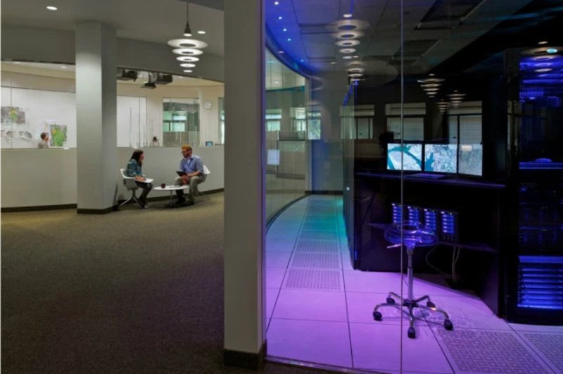 Working at Esri vs reddit Pathrise