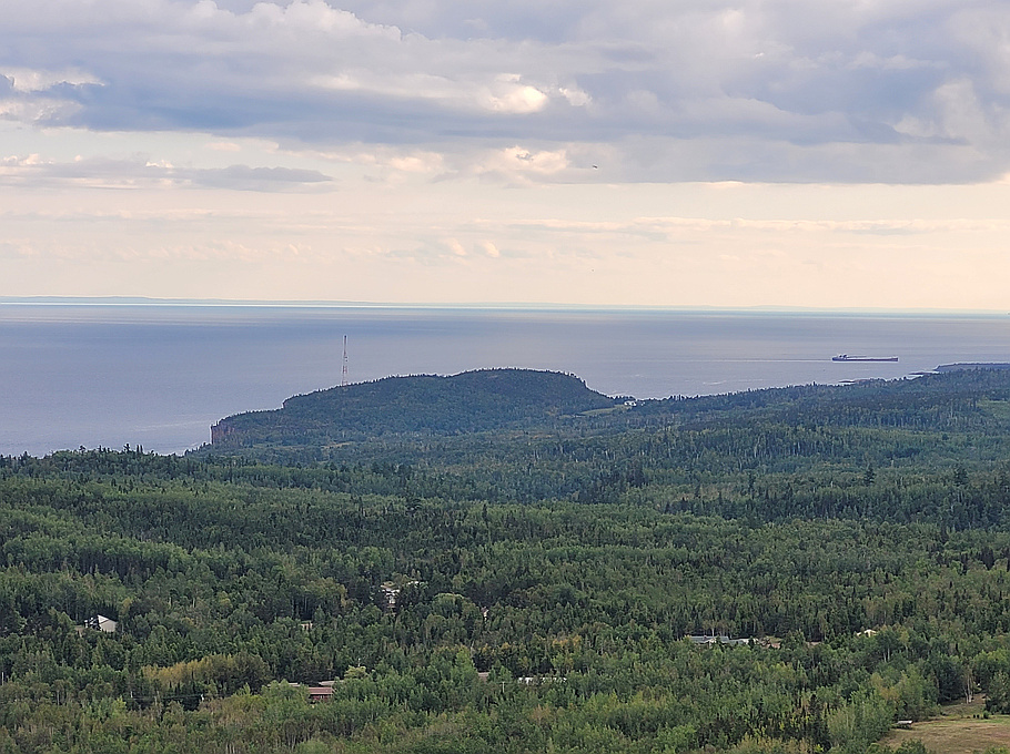 Palisade Head Minnesota peakery