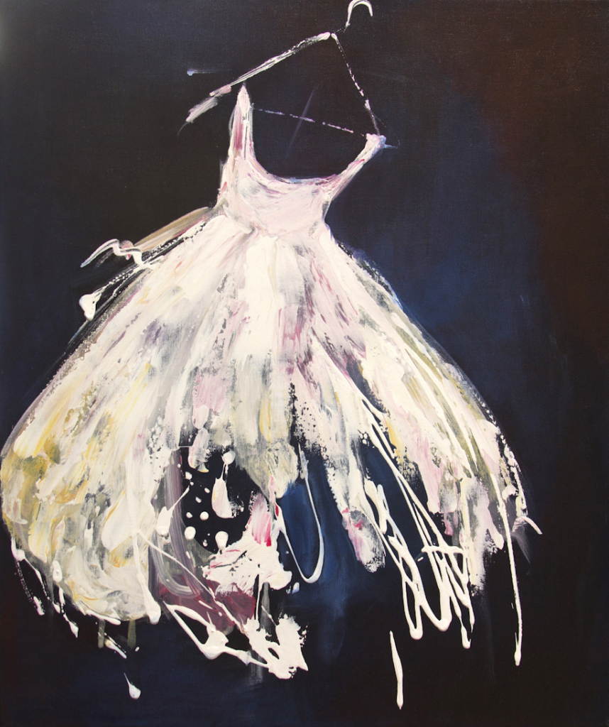 pink-tutu-on-hanger