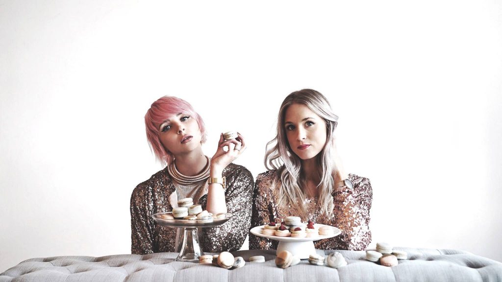 We the Birds Sarah and Natalie Knowlton