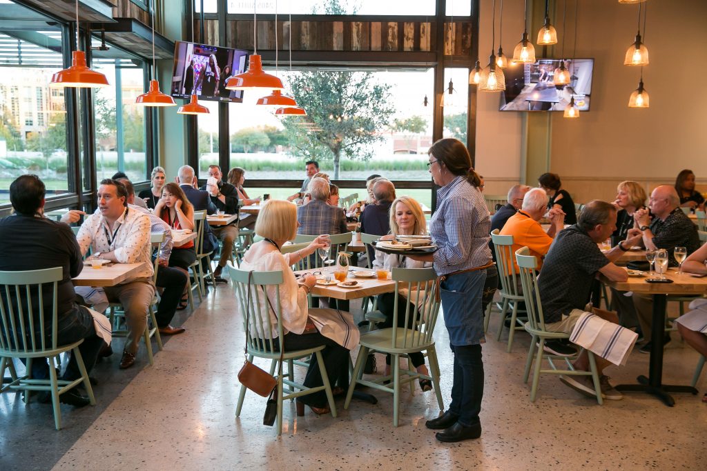 Whistle Britches, The Distrct at Willow Bend, the shops at willow bend, plano