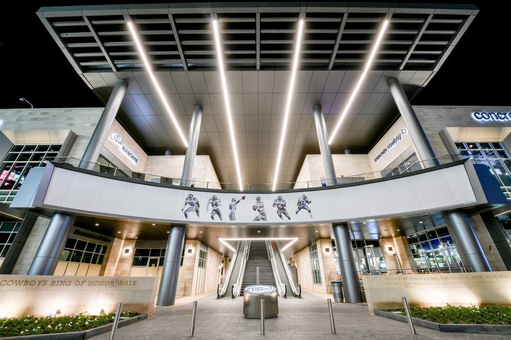 The Star, Frisco, restaurants