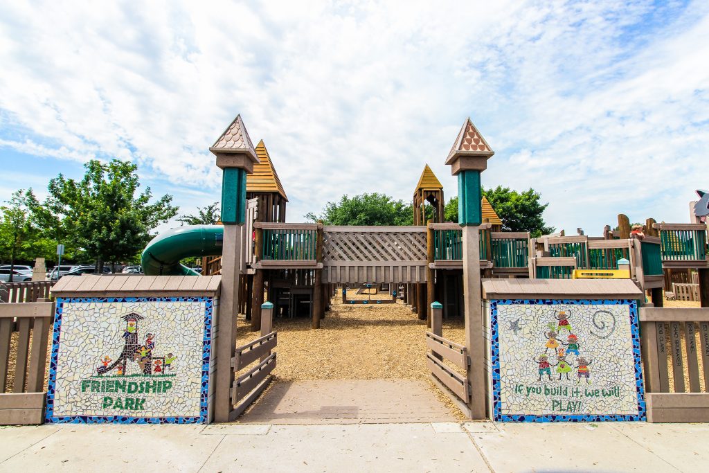 frisco commons park