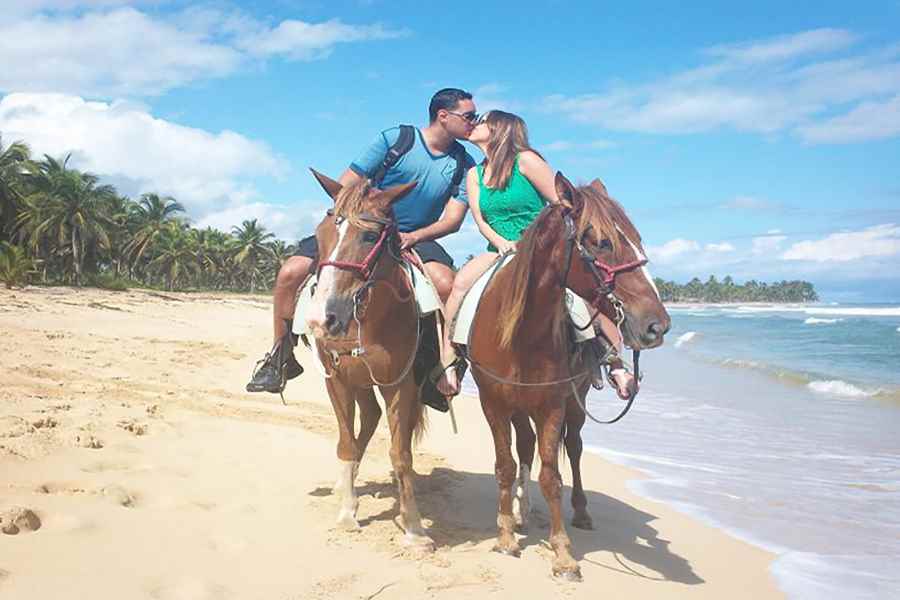 Product Horseback Riding Adventure