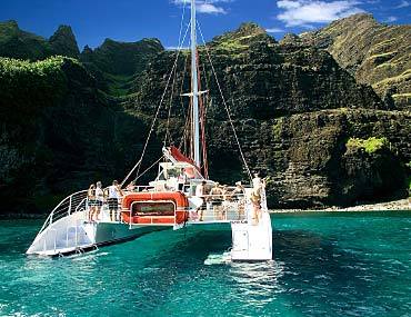 Product Na Pali Snorkel Sunset Dinner Cruise
