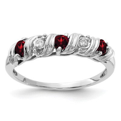 14k White Gold 2.75mm Garnet A Diamond ring