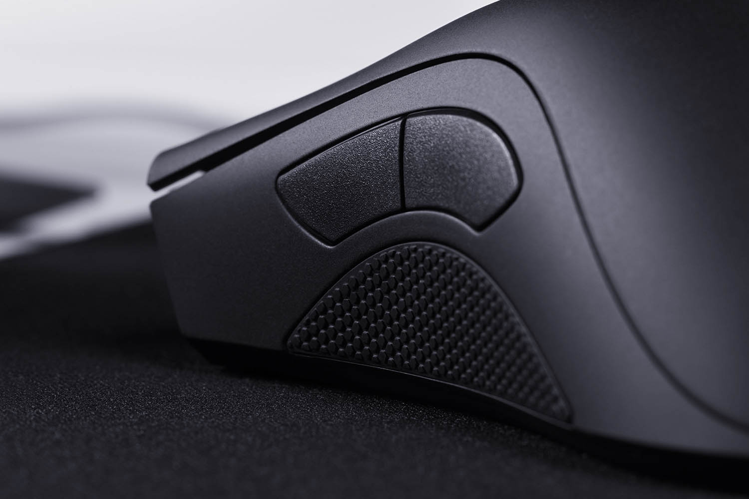 Razer DeathAdder Elite Review: Superb Form and Function | Shacknews