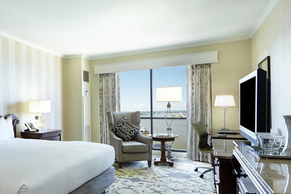 Hilton New Orleans Riverside