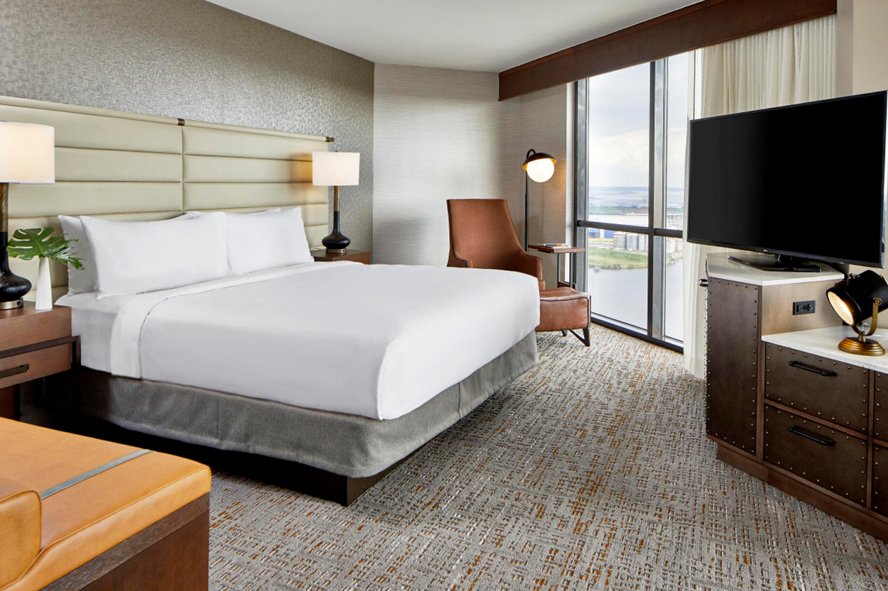 Renaissance Mobile Riverview Plaza Hotel