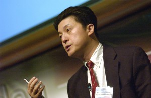 Photo of Shoucheng Zhang speaking